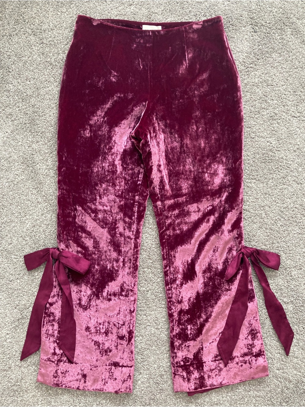 5a7 cinq a sept  Velvet capris Tie-Hem Pants - Deep Berry with bow